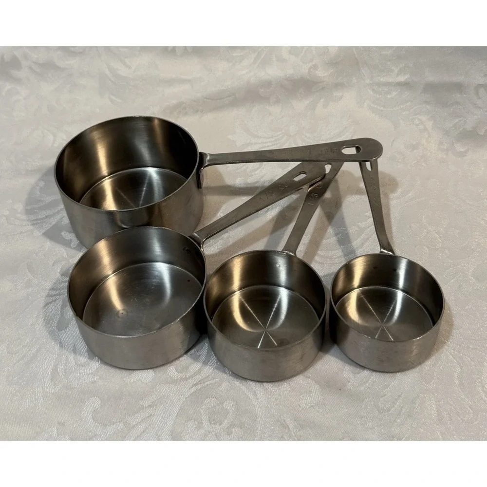 Amco 864 4 Measuring Cups 1/4, 1/3,  1/2,  1 Stainless‎ Steel 1/4 Handle Twisted